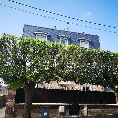 Residence De La Republique Bessancourt Exterior foto